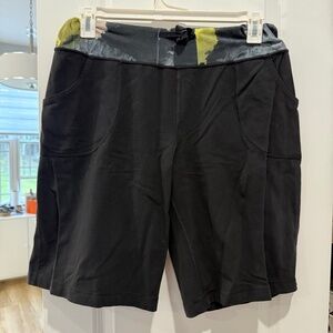 Vintage Lululemon Be Still short